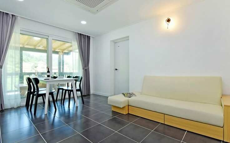 Imagen general del Hotel Muju The Haru Pool Villa. Foto 18