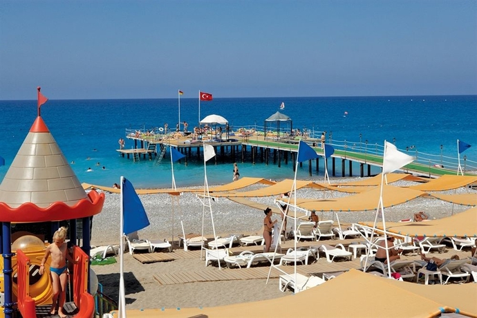 Imagen de los exteriores del Hotel Mukarnas Spa and Resort. Foto 9