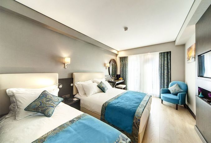 Imagen de la habitación del Hotel Mukarnas Taksim. Foto 16