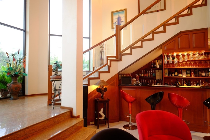 Imagen de los interiores del Hotel Mukdahan Manor B&B. Foto 16