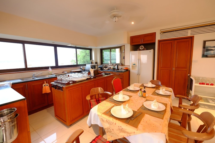 Imagen del bar/restaurante del Hotel Mukdahan Manor B&B. Foto 3