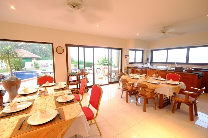 Imagen del bar/restaurante del Hotel Mukdahan Manor B&B. Foto 5