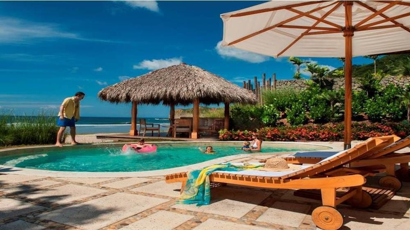 Imagen de los exteriores del Hotel Mukul Beach Golf and Spa. Foto 6