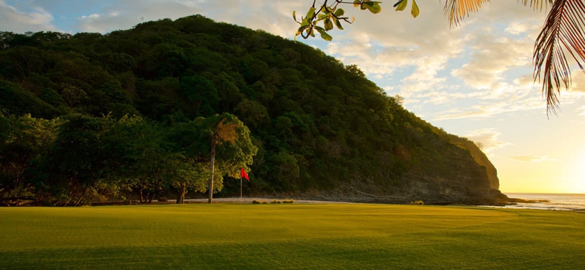 Imagen de los exteriores del Hotel Mukul Beach Golf and Spa. Foto 9