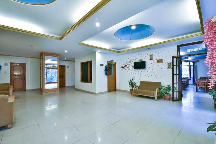 Imagen de los interiores del Hotel Mukund Palace. Foto 19
