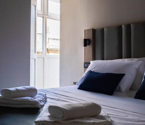 Imagen de la habitación del Hotel Mulberry Suites. Foto 14