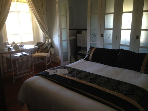 Imagen de la habitación del Hotel Mulla Villa. Foto 26
