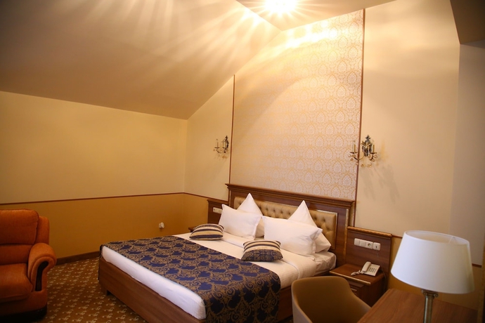 Imagen de la habitación del Hotel Multi Rest House. Foto 4