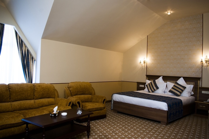 Imagen de la habitación del Hotel Multi Rest House. Foto 5
