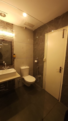 Imagen de la habitación del Hotel Multitech Premium. Foto 12