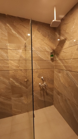 Imagen de la habitación del Hotel Multitech Premium. Foto 14
