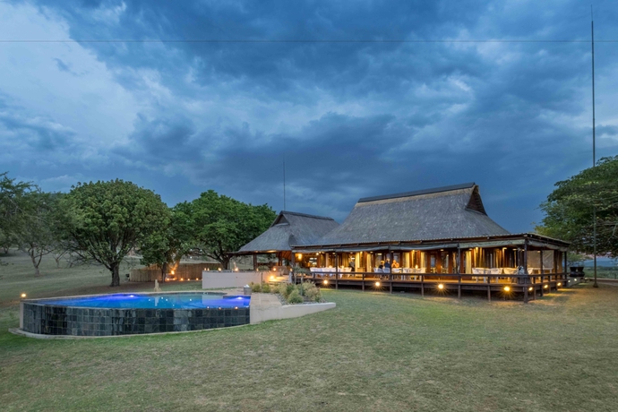 Imagen de la piscina del Hotel Muluwa Lodge, Whiteriver. Foto 17