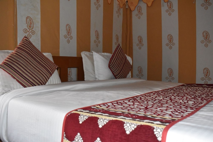 Imagen de la habitación del Hotel Mumal Desert Camp. Foto 16