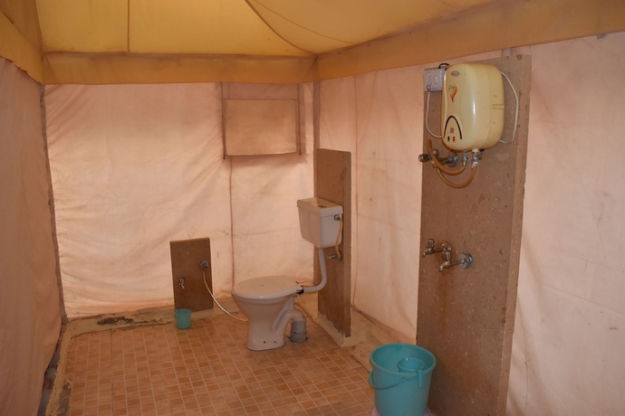 Imagen de la habitación del Hotel Mumal Desert Camp. Foto 18