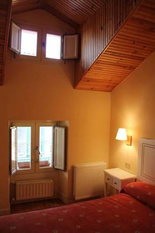 Imagen general del Hotel Mundaka, Mundaka. Foto 10