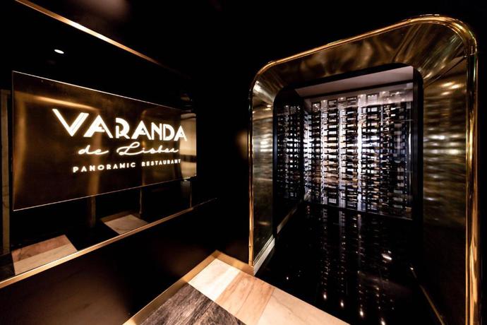 Imagen de los interiores del Hotel Mundial. Foto 13