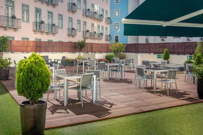 Imagen del bar/restaurante del Hotel Mundial. Foto 4