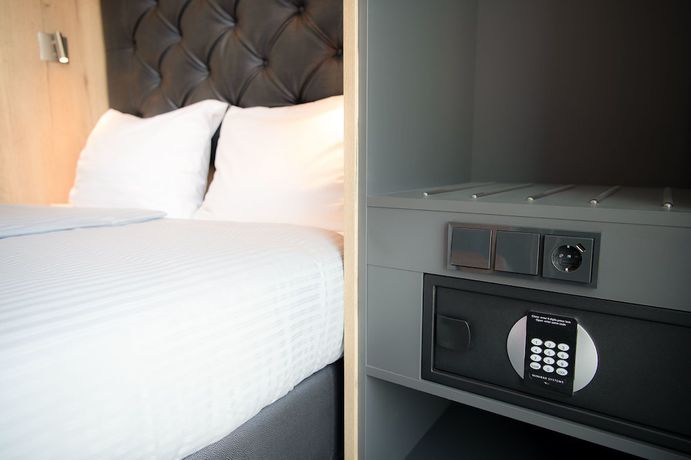 Imagen de la habitación del Hotel Munich Deluxe. Foto 8