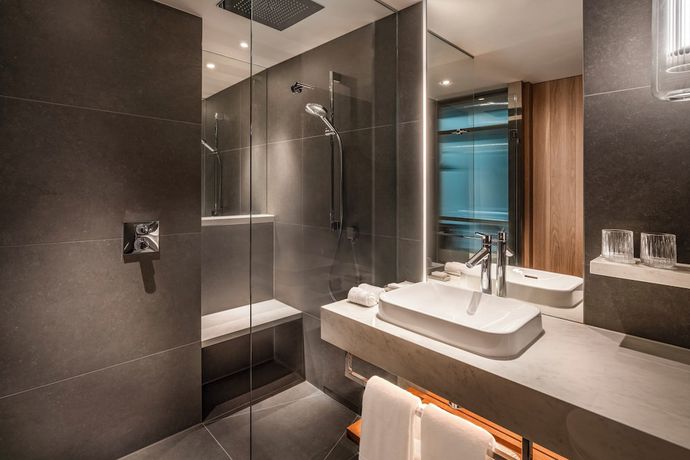 Imagen de la habitación del Hotel Munich Marriott City West. Foto 13