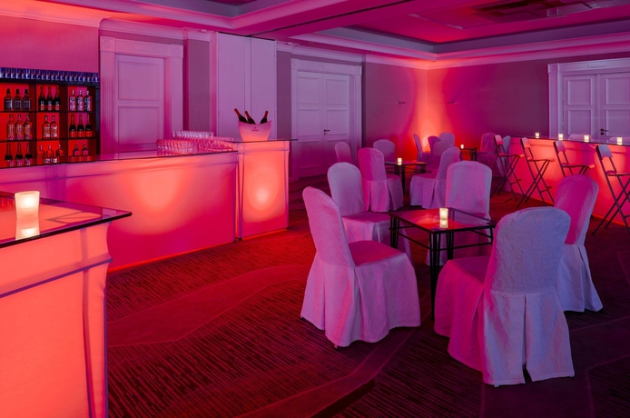 Imagen de los interiores del Hotel Munich Marriott. Foto 9