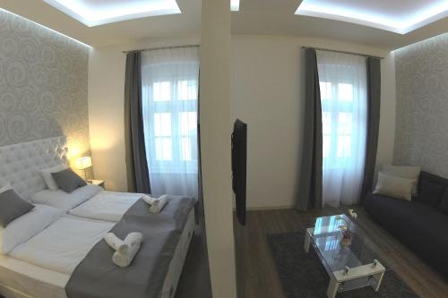 Imagen de la habitación del Hotel Munk&aacute;csy. Foto 8