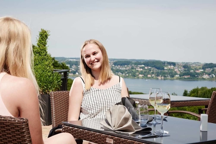 Imagen del bar/restaurante del Hotel Munkebjerg. Foto 3