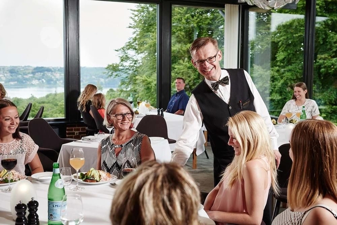 Imagen del bar/restaurante del Hotel Munkebjerg. Foto 10