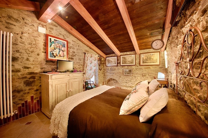 Imagen de la habitación del Hotel Munta e Cara Albergo Diffuso. Foto 2