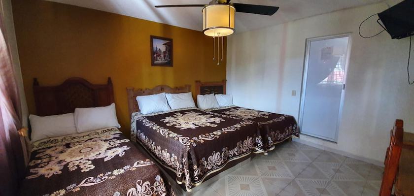 Imagen de la habitación del Hotel Mu&ntilde;oz De Luna. Foto 17