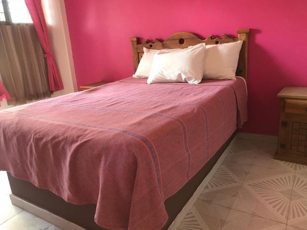 Imagen de la habitación del Hotel Mu&ntilde;oz De Luna. Foto 19