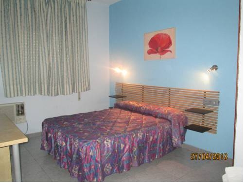 Imagen de la habitación del Hotel Muñoz. Foto 7