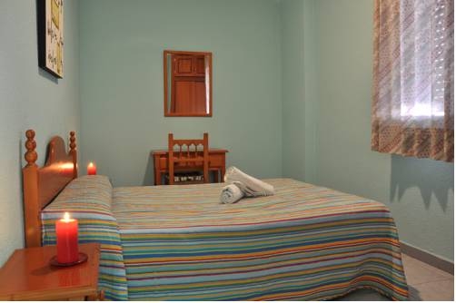 Imagen de la habitación del Hotel Mu&ntilde;oz, Motril. Foto 4