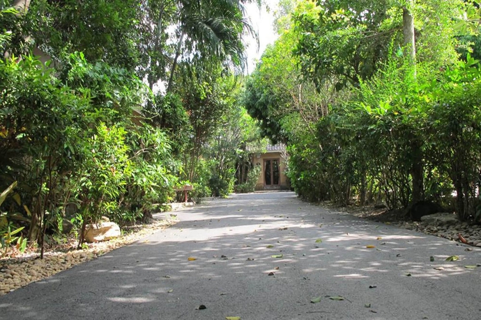 Imagen de los exteriores del Hotel Muntra Garden Resort. Foto 8
