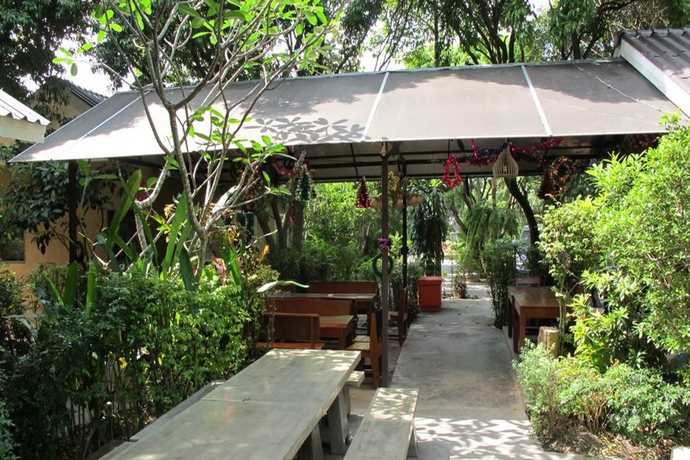 Imagen del bar/restaurante del Hotel Muntra Garden Resort. Foto 4