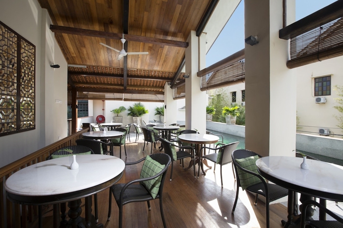 Imagen del bar/restaurante del Hotel Muntri Grove. Foto 4