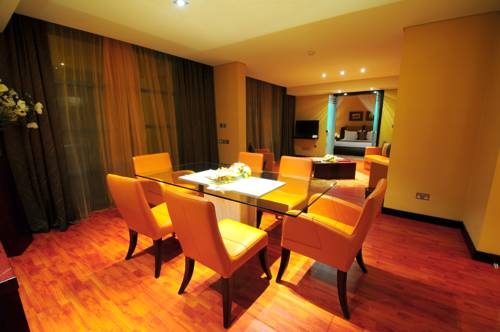 Imagen de la habitación del Hotel Munyonyo Commonwealth Resort. Foto 8