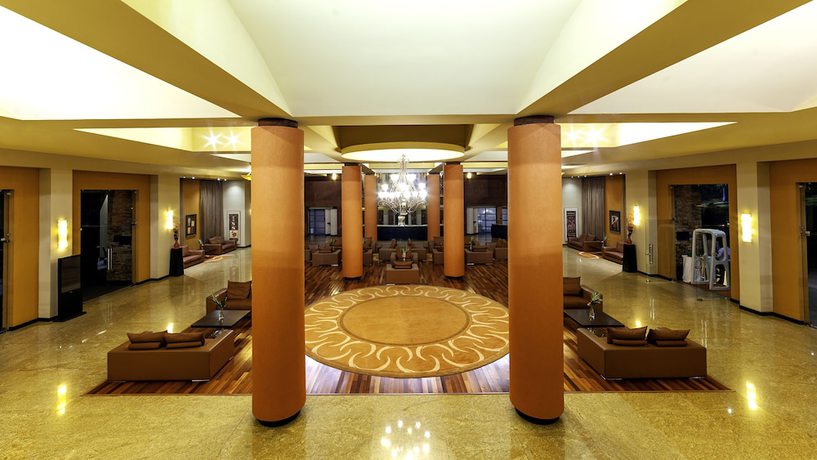 Imagen de los interiores del Hotel Munyonyo Commonwealth Resort. Foto 17