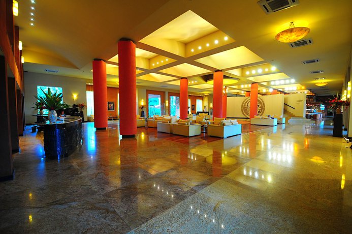Imagen de los interiores del Hotel Munyonyo Commonwealth Resort. Foto 18