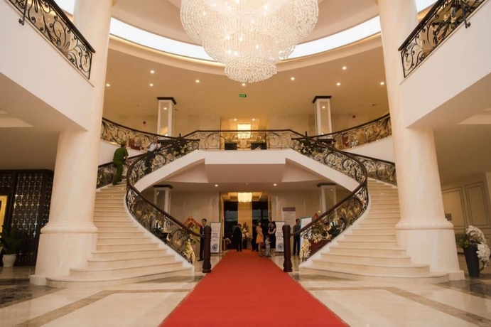 Imagen de los interiores del Hotel Muong Thanh Holiday Con Cuong. Foto 18