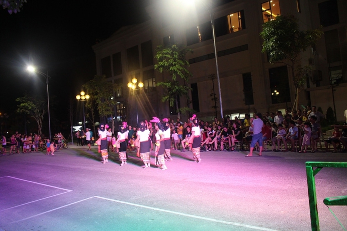 Imagen de la piscina del Hotel Muong Thanh Holiday Con Cuong. Foto 19