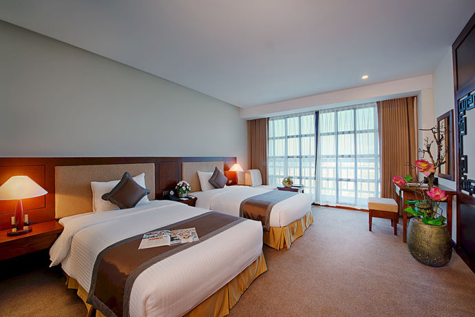 Imagen del bar/restaurante del Hotel Muong Thanh Holiday Hoi An. Foto 2