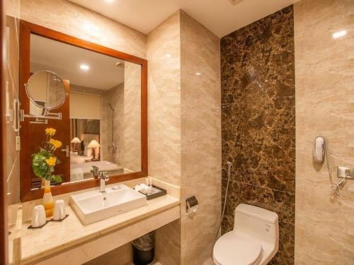Imagen de la habitación del Hotel Muong Thanh Luxury Can Tho. Foto 9