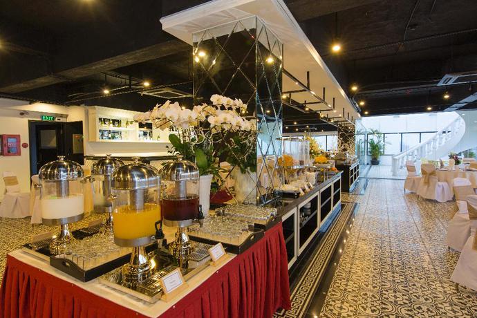 Imagen del bar/restaurante del Hotel Muong Thanh Luxury Song Han Hotel. Foto 3