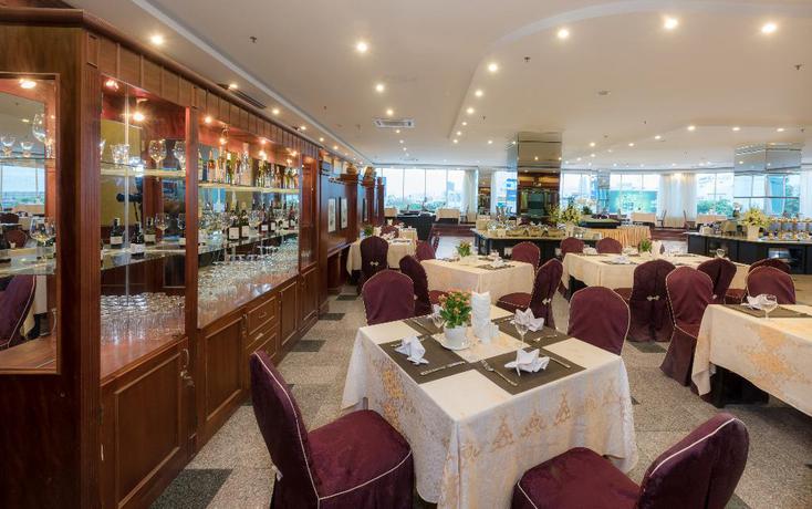 Imagen del bar/restaurante del Hotel Muong Thanh Luxury Song Han Hotel. Foto 10