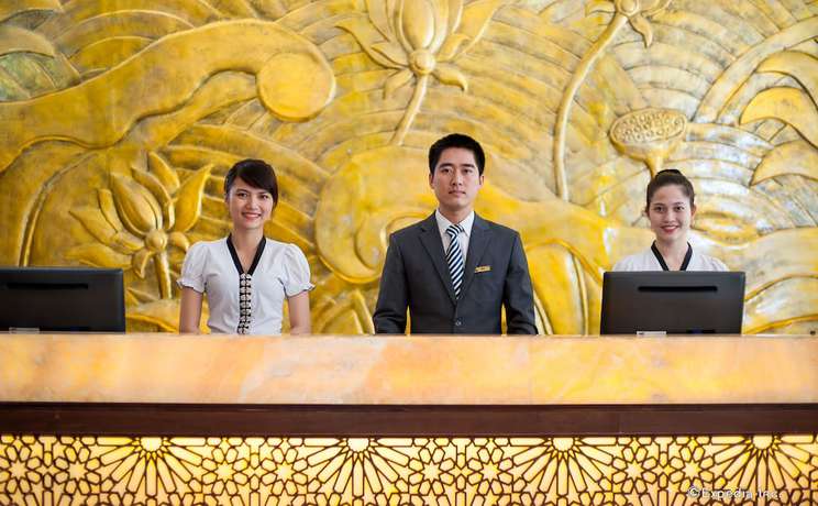 Imagen de los interiores del Hotel Muong Thanh Song Lam. Foto 17