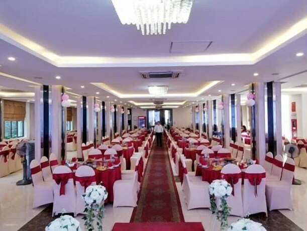 Imagen de los interiores del Hotel Muong Thanh Thanh Nien Vinh. Foto 33