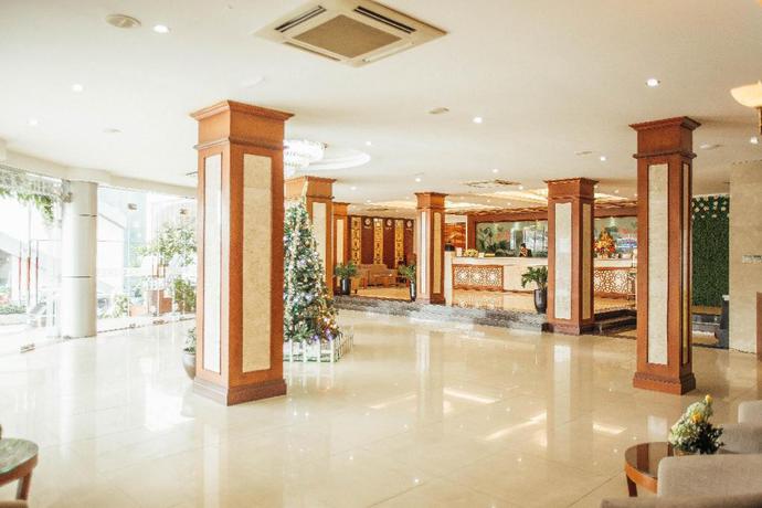 Imagen de los interiores del Hotel Muong Thanh Vinh. Foto 5