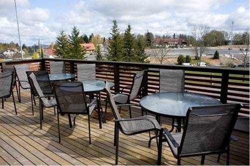 Imagen del bar/restaurante del Hotel Murakas Hotel. Foto 2