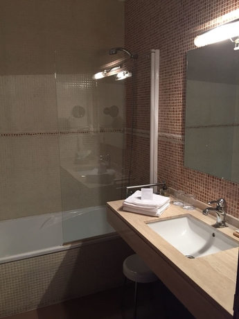 Imagen de la habitación del Hotel Muralleta. Foto 7