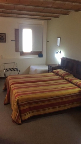 Imagen de la habitación del Hotel Muralleta. Foto 10